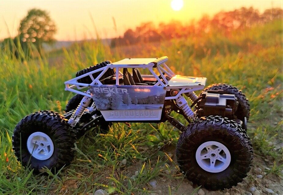 RC 2,4 Ghz. Rock Crawler SHARKOON 4WD Ferngesteuertes Auto Monster Truck Buggy