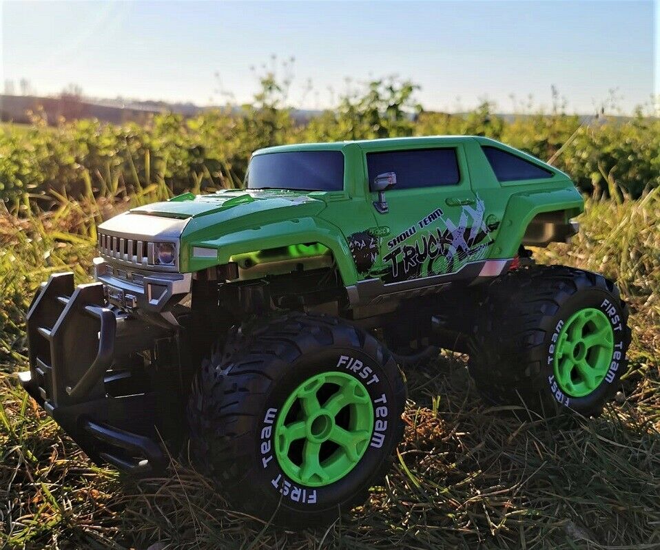 RC Monster Truck X-WOLF 2022 ferngesteuertes Auto Geländewagen Pick Up Licht