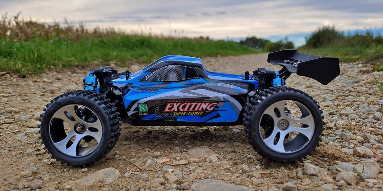 RC 2,4 Ghz. Monster Truck TERMINATOR ferngesteuertes Auto Buggy Crawler