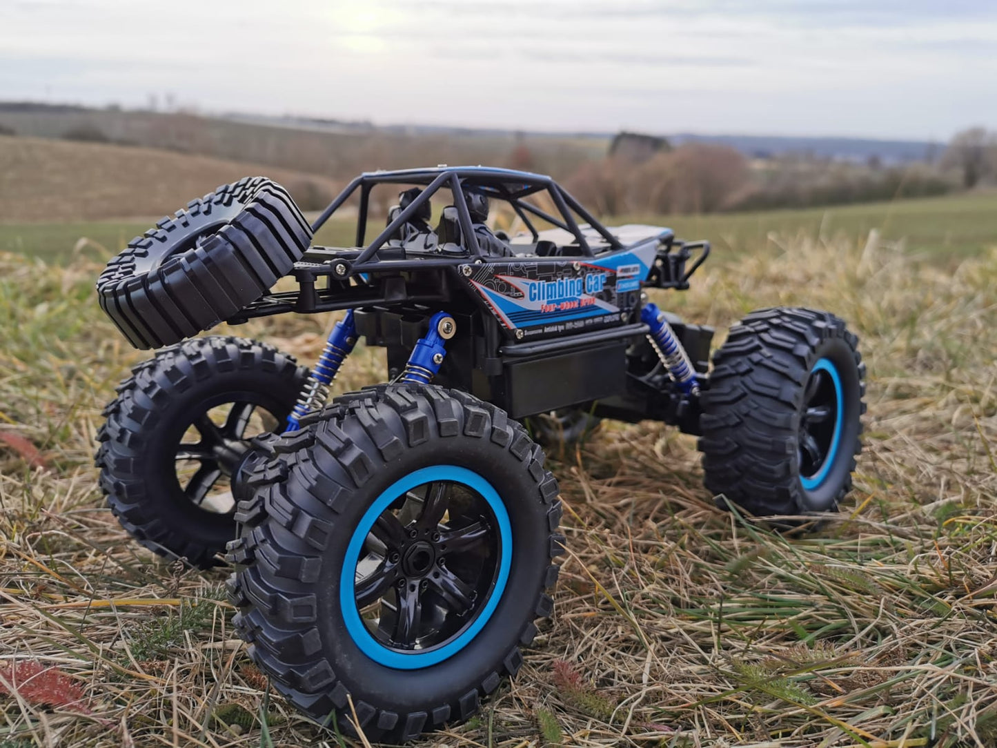 RC Rock Crawler X-FIGHTER Allrad 2,4 Ghz. Ferngesteuertes Auto Monster Truck
