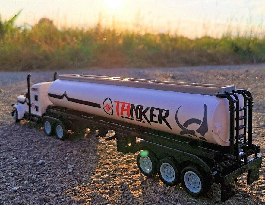 RC Lastwagen US TANKER ferngesteuerter US Truck LKW Laster Auto NEU
