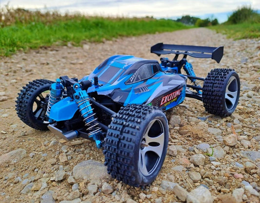 RC 2,4 Ghz. Monster Truck TERMINATOR ferngesteuertes Auto Buggy Crawler